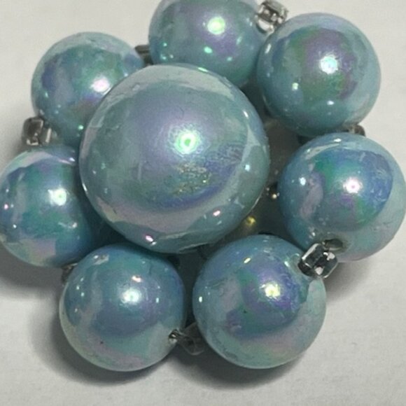 VTG Blue Faux Pearl Cluster Clip On Earrings Japan Silver Tone 1" - Picture 8 of 15